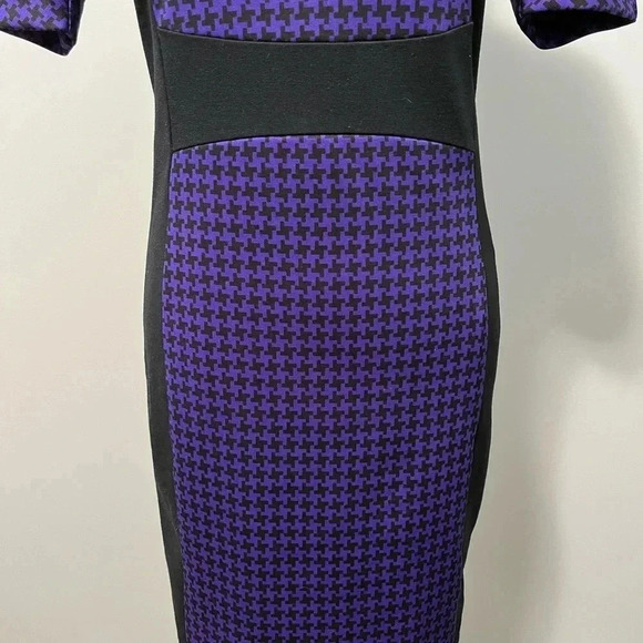 MICHAEL Michael Kors Short Sleeve Sheath Dress - Houndstooth Pattern - Picture 7 of 14